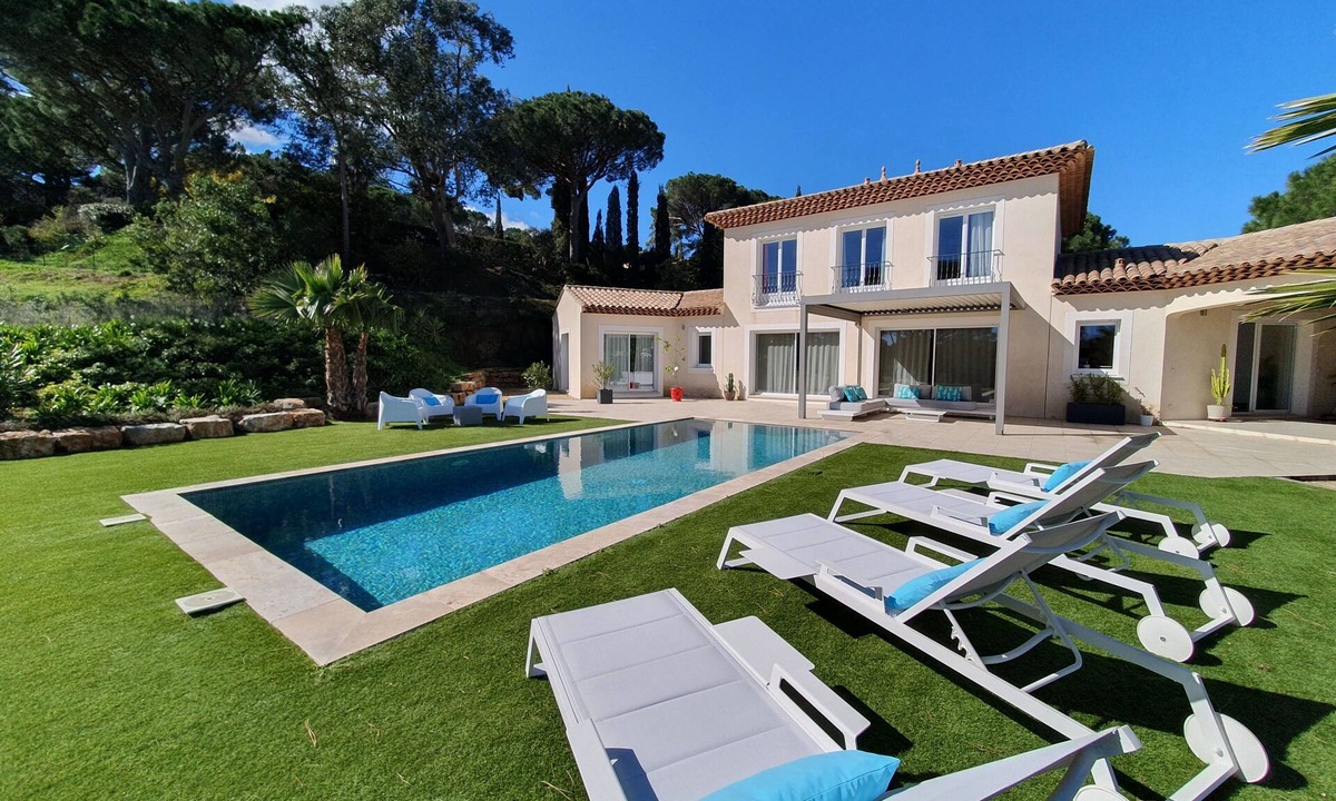 Sainte-Maxime Villa | Charming, elegant villa with swimming pool and air conditioning