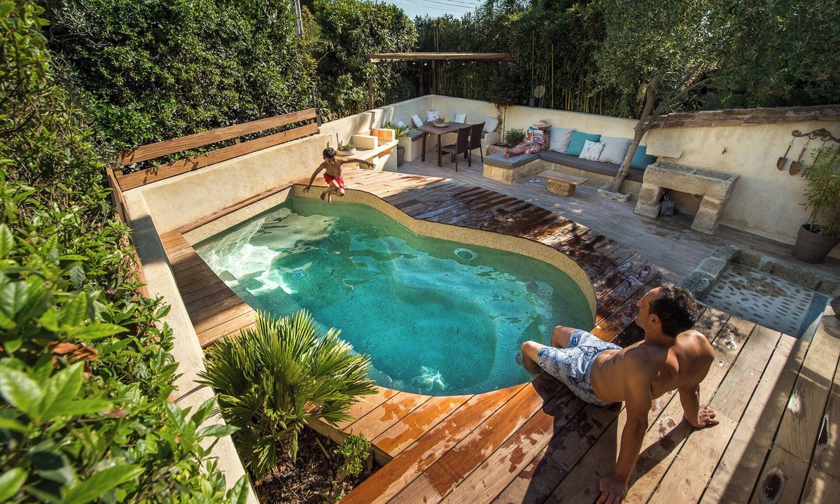Vauvert House | Charming house in camargue private heated pool jacuzzi