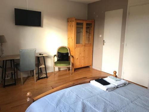 Albon House | Chez-Sixtine Chambres d'Hôtes