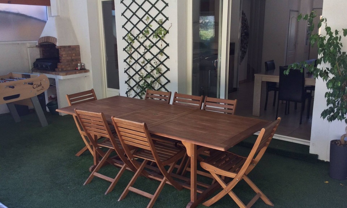 Frejus House | Comfortable villa in residential area 5 minutes from the beach