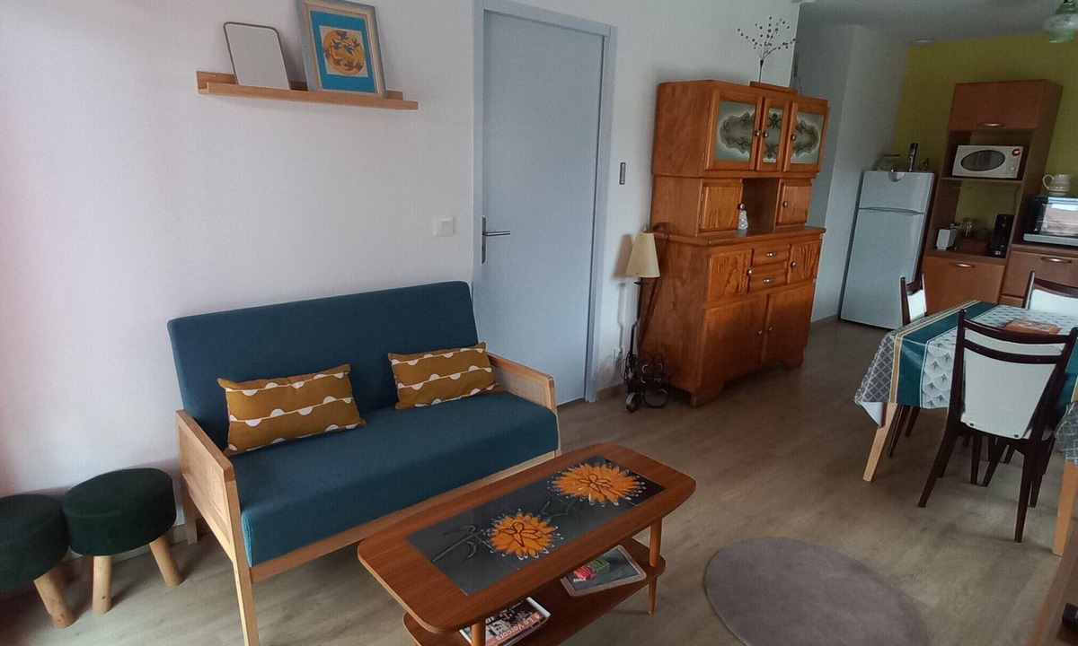 Saint-Thomas-en-Royans House | Cottage 'Chez Suzanne' with Mountain View, Shared Terrace and Shared Garden
