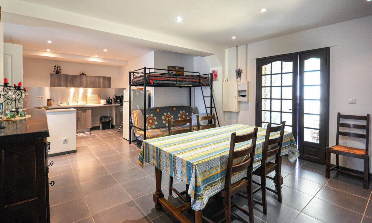 Six-Fours-les-Plages Apartment | Cozy apartment in Six Fours les Plages
