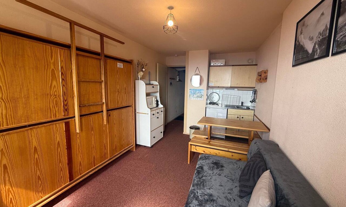Prapoutel Apartment | Cozy studio at the foot of the slopes with balcony
