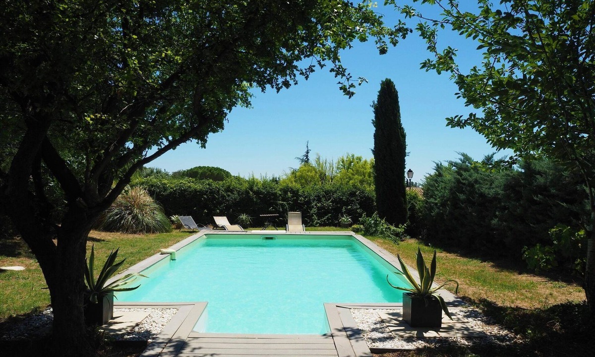 Vernegues House | Cozy Vacation House with Pool, Vernègues