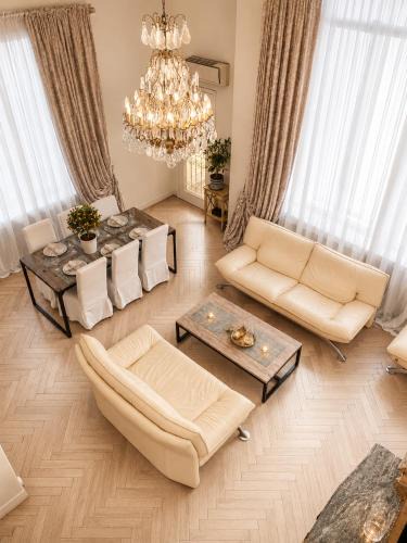 Cannes Apartment | Duplex à la Villa Canteraine