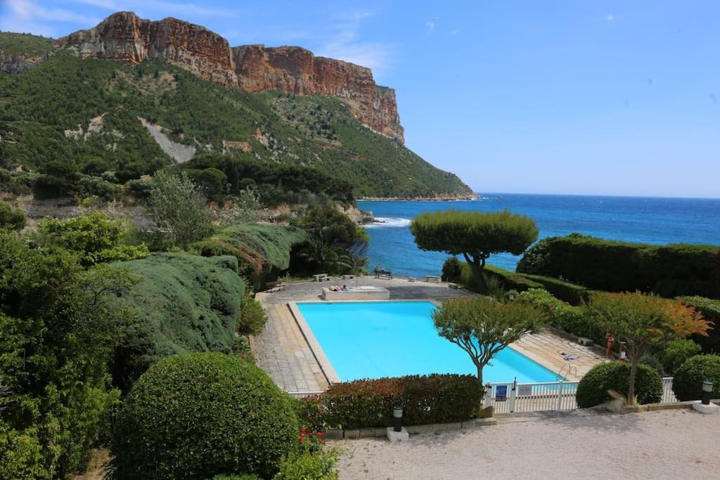 Cassis Apartment | Exceptionnel, 5' du village de cassis, vue féerique, piscine, parking