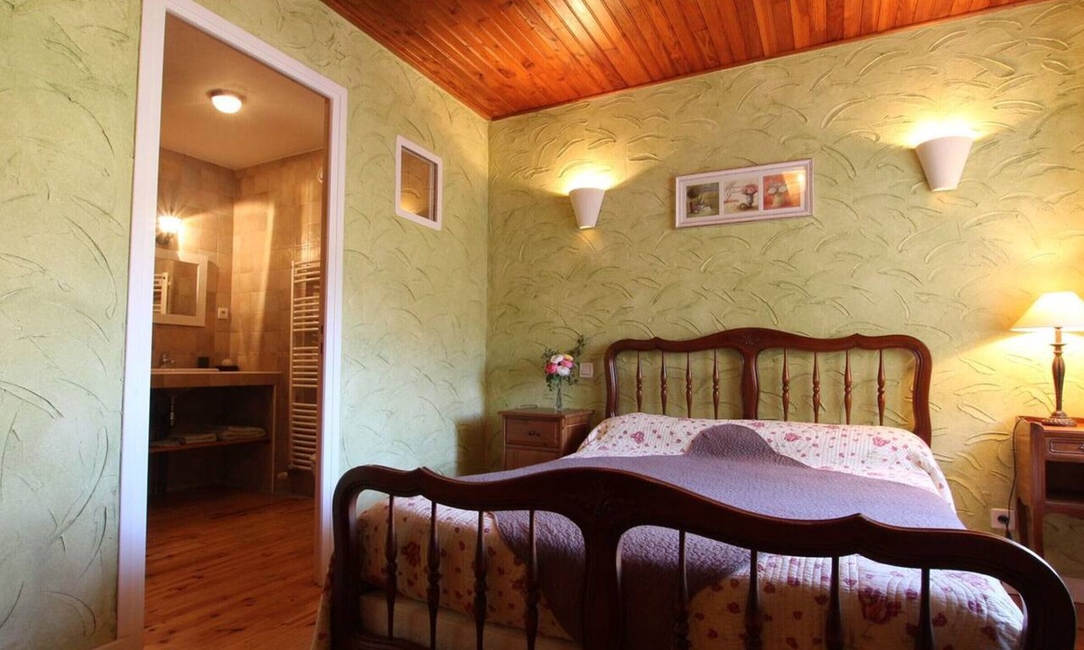 Saint-Just-Malmont Bed & Breakfast | Family guest rooms in Saint-Just-Malmont