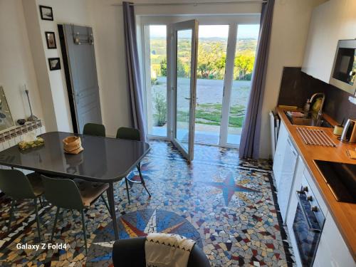 Chateauneuf-de-Galaure Apartment | Figuets 3