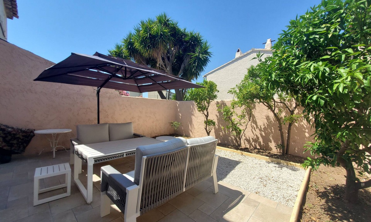 Frejus House | FREJUS Rare for rent house 3 bedrooms, 6 people, air-conditioned, 2 car parks, 2 kms from the beaches