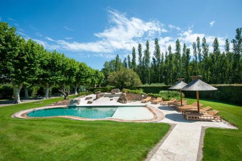 Entressen House | Gîte Cerise - Maison climatisée avec piscine