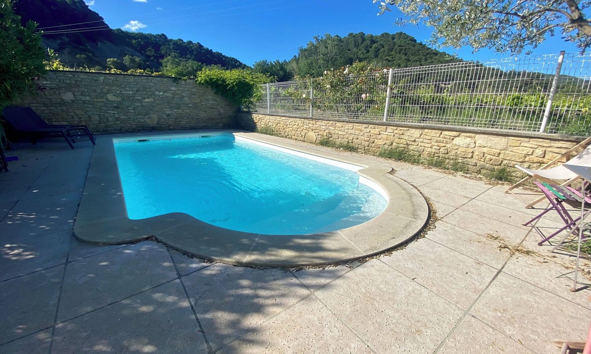 Entrechaux House | Gîte de la Prieuresse - Maison Avec Piscine, Près de Vaison-la-romaine !