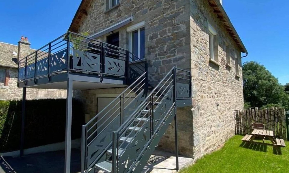 Sainte-Colombe-de-Peyre House | Gîte de Marthe - PEYRE EN AUBRAC