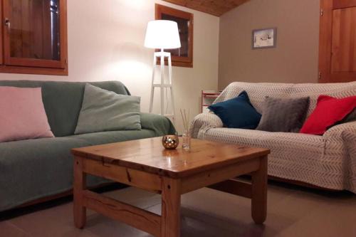 Saint-Jacques-en-Valgodemard Apartment | Gîte "Entre Champsaur et Valgodemard"