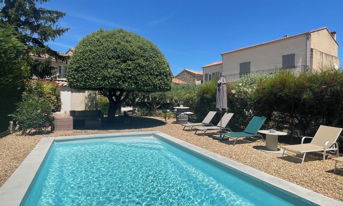 Caromb Apartment | GÎTE L'OLIVERAIE
