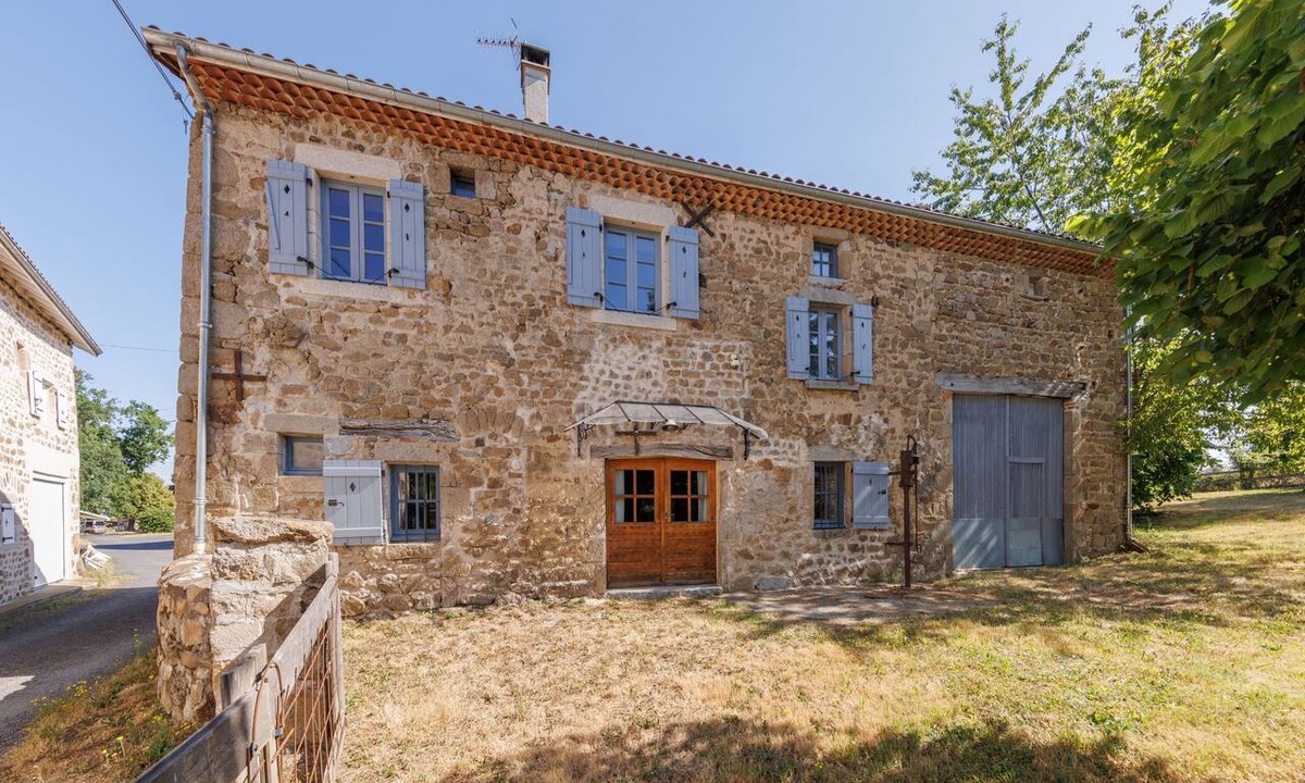 Cunlhat House | Gîte les pics épeiches - Charmante maison au calme