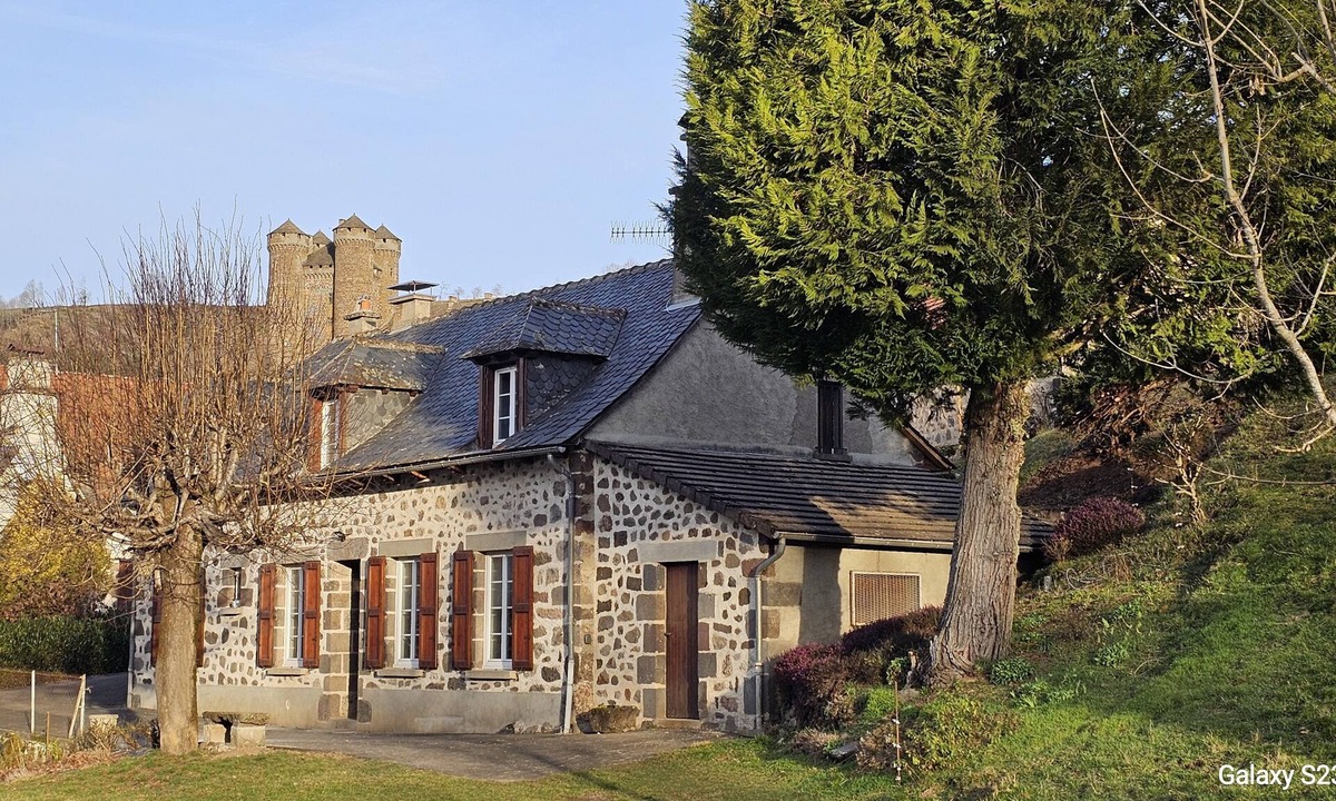 Tournemire House | Gite de Campagne au Pied des Montagnes à Tournemire