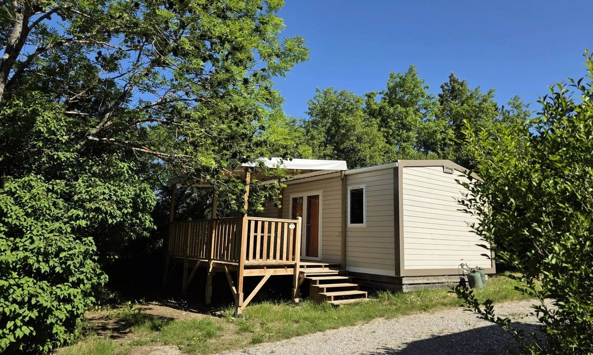 Garde-Colombe House | Grand Confort 4-room Mobile Home for 6–7 People