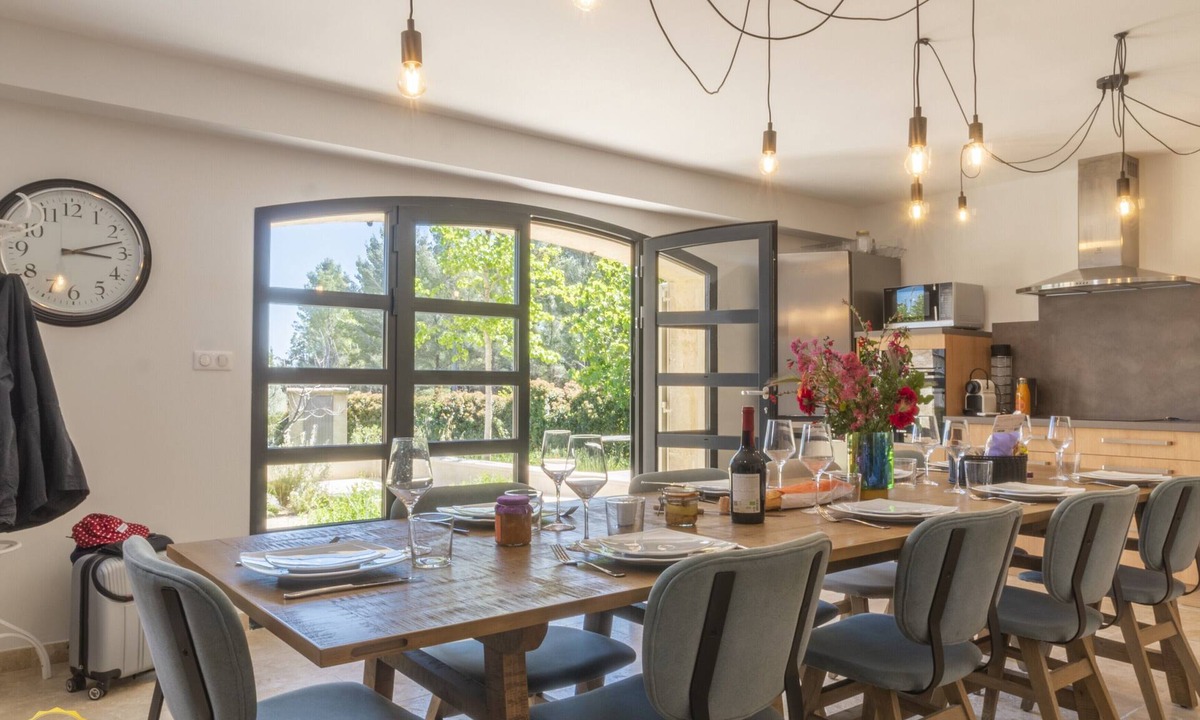 Paradou House | Grand Mazet garden level, 3 parental suites shared swimming pool - Vallée des Baux