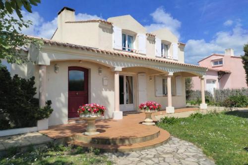 Brem Sur Mer Villa | Grande villa à 5 min des plages- ménage inclus- 8 pers