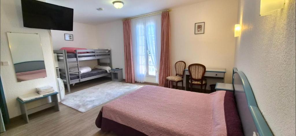 Lunas Bed & Breakfast | Gravezon