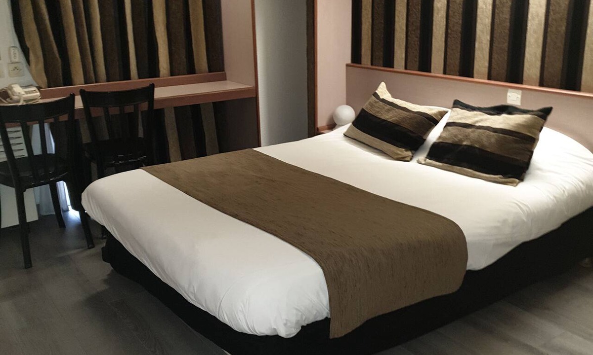 Magnanville Hotel | Hôtel Eclipse