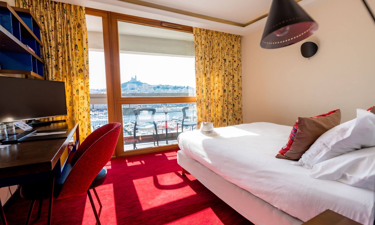 Hotel-de-Ville Hotel | Hôtel la Résidence du Vieux Port