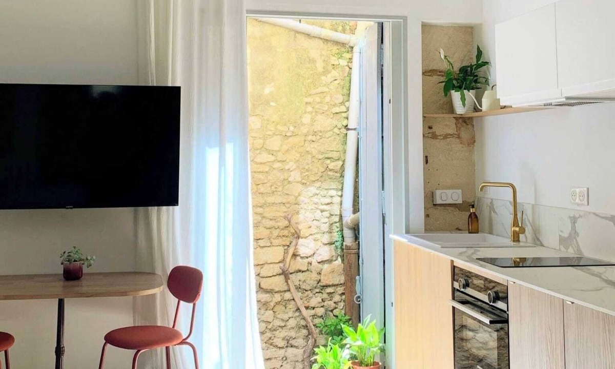 Montpellier City-Centre Apartment | Home Chic Home Les Suites de La Comédie
