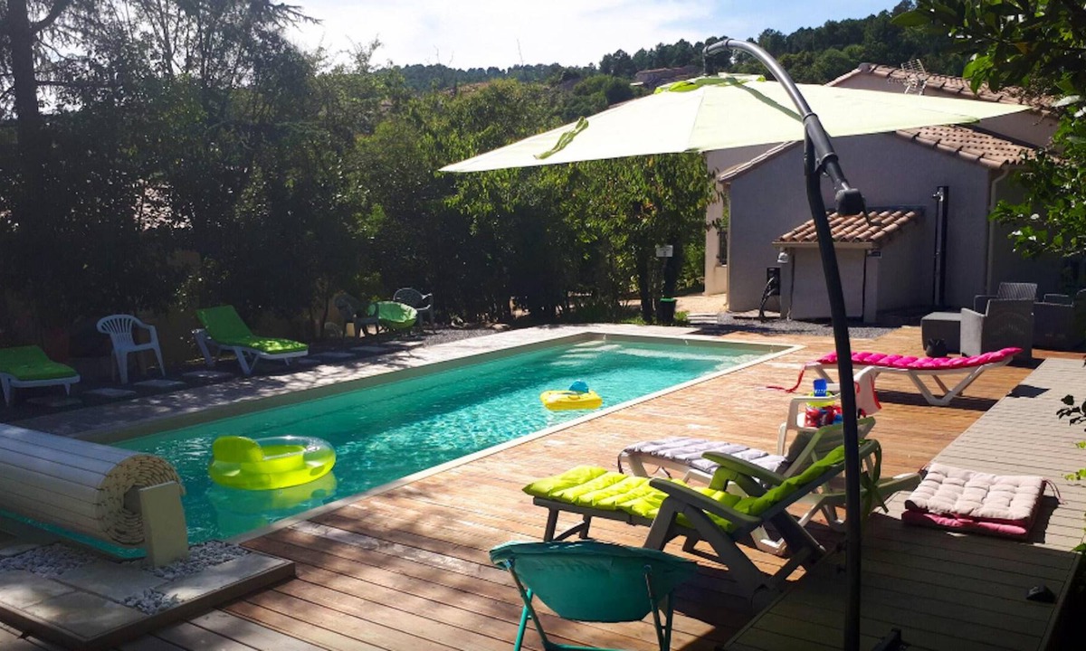 Saint-Paul-le-Jeune House | Homerez - House for 6 ppl. with shared pool and terrace at Saint-Paul-le-Jeune