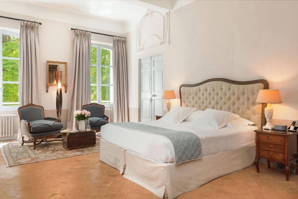 Les Censies Hotel | Hostellerie De L'abbaye De La Celle - Teritoria