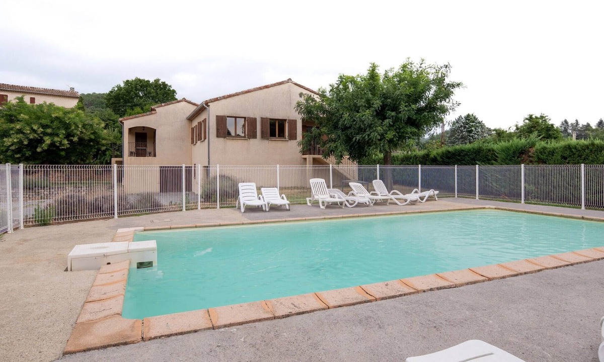 Chambonas House | House 'Les Sources Gîte Sauvignon' with Shared Pool, Private Garden, and Air Conditioning