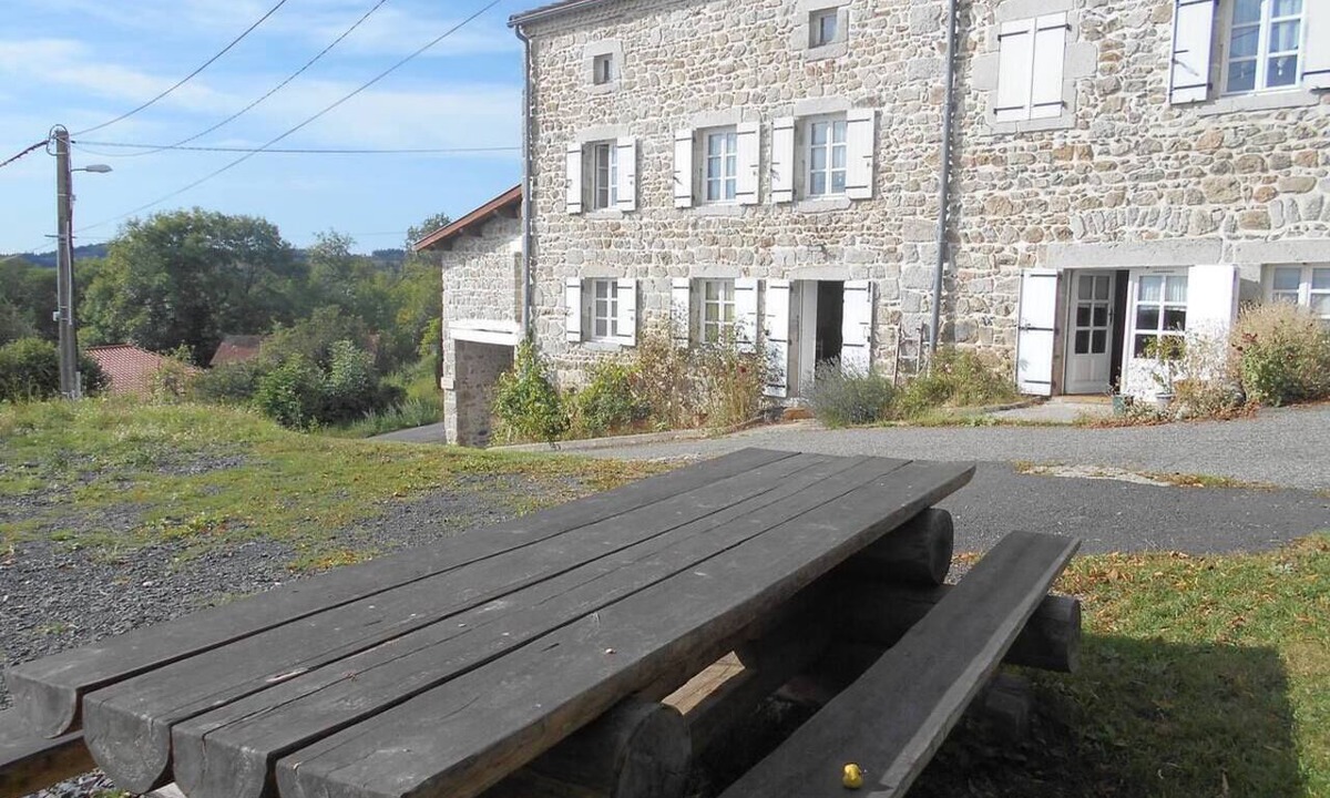 Palladuc House | House surrounded by nature, Entire home in Palladuc, France