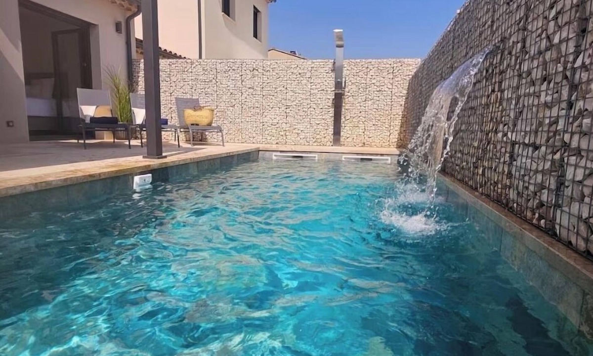 Aubignan House | House with Heated Pool - Relaxing Retreat in Provence