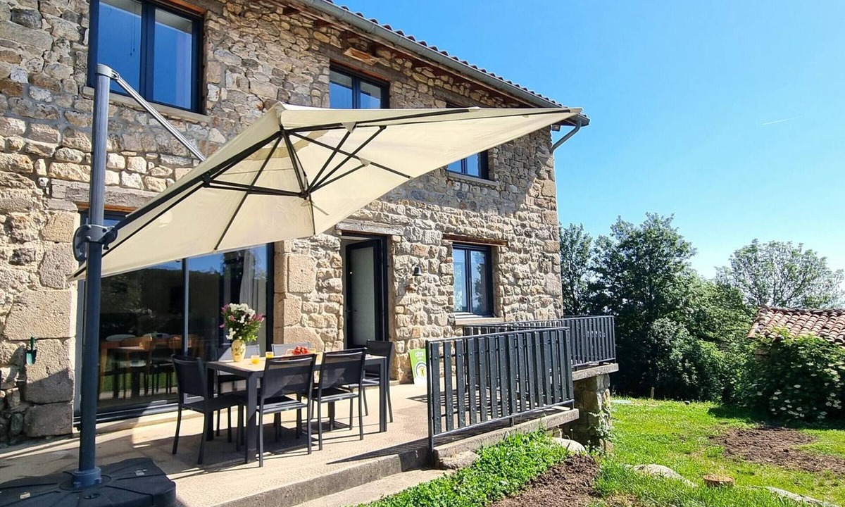 Gumieres Cottage | Independent cottage in the heart of Forez - 6 guests