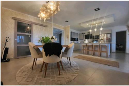 Piolenc Villa | Jolie villa
