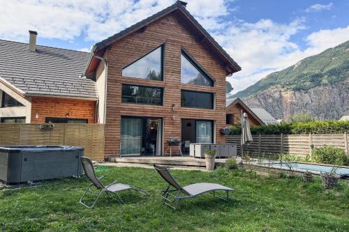 Le Bourg-d'Oisans Ski Chalet | L'étoile des Glaciers - Jacuzzi - Piscine - Hammam - ALPES HUEZ