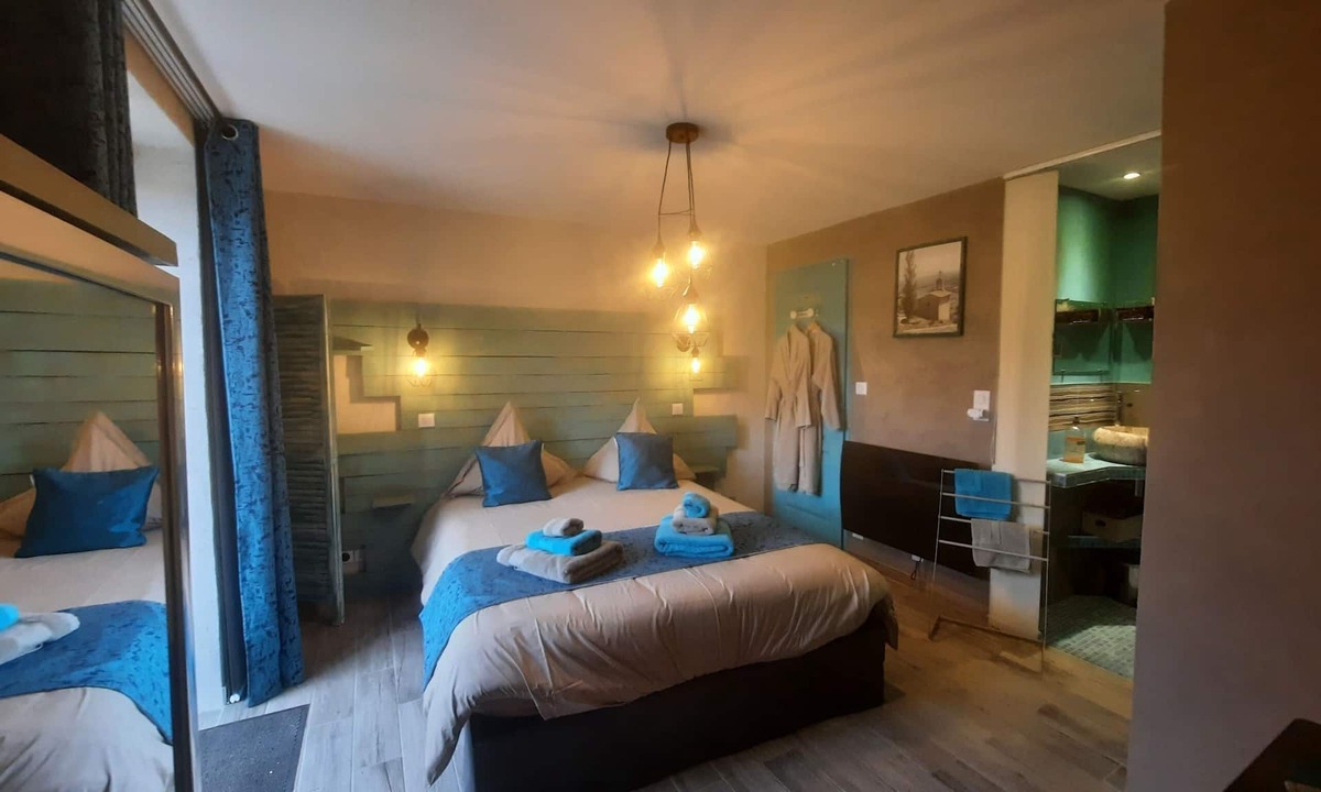 Saint-Barthelemy-de-Vals Bed & Breakfast | L'echappée Trémoussante