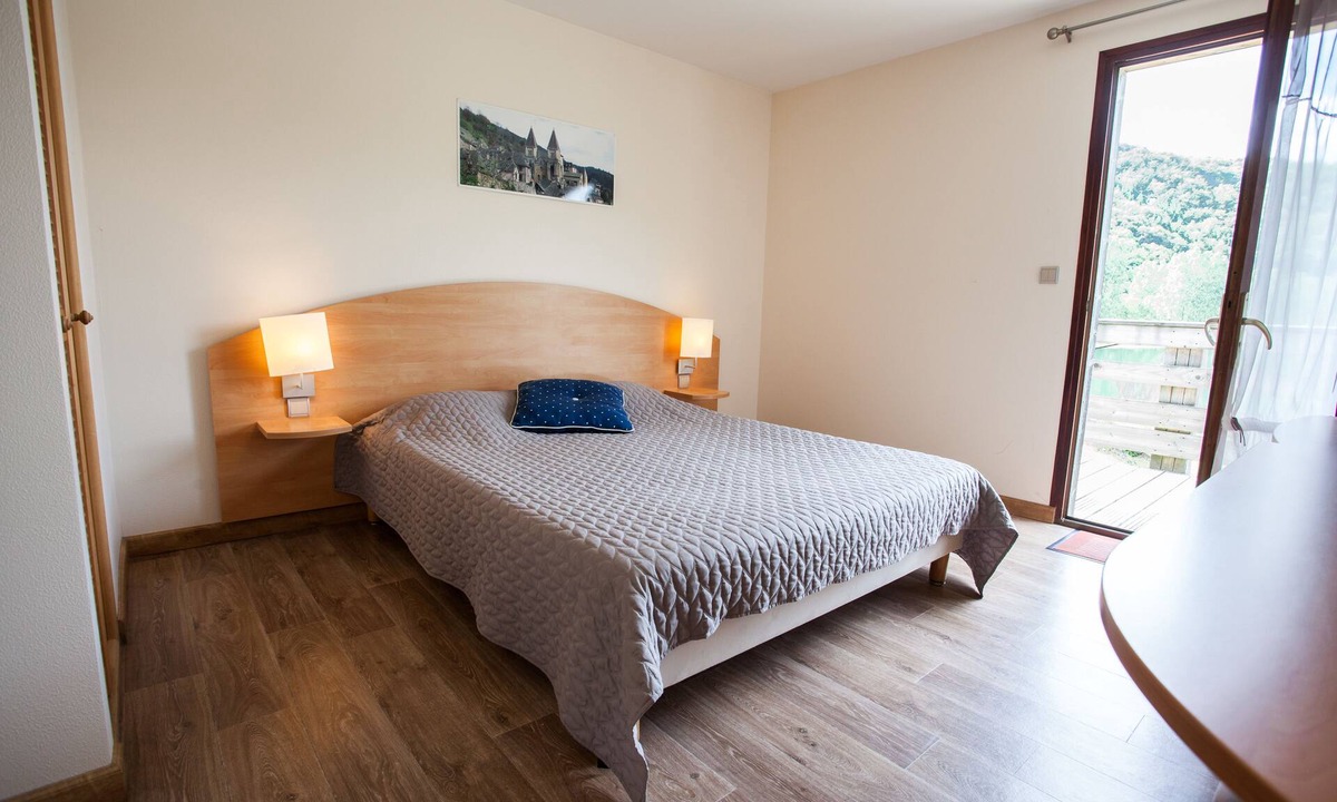 Lascelle Hotel | L'Hôtel Lac des Graves
