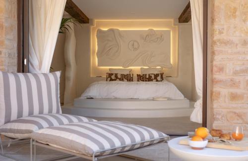 Charnay Apartment | L Ode