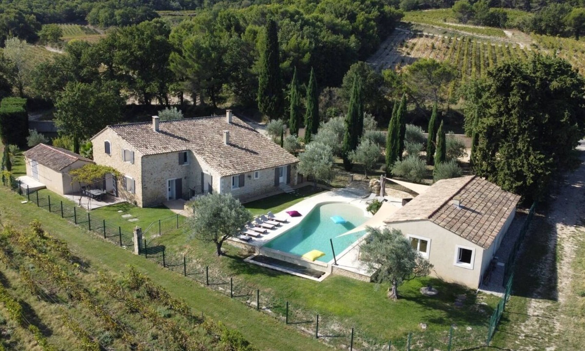 Buisson House | LA Bastide D'iris Superbe Bastide en Pierre Située à 6 km de Vaison la Romaine