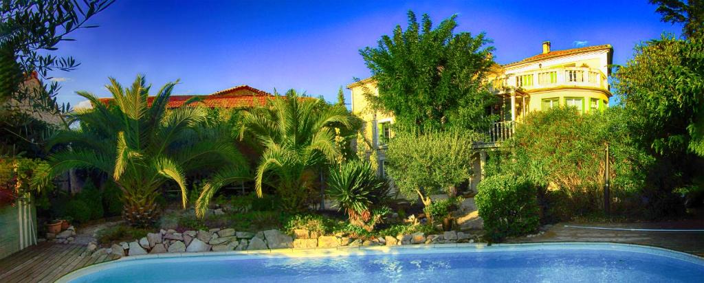Canaules-et-Argentieres Bed & Breakfast | La Bastide de Canaules