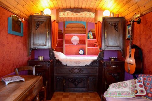 Dompierre-les-Ormes House | La Roulotte de la Fay