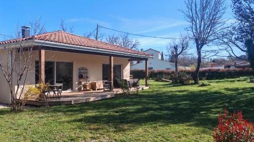 Neoules Villa | La Varangue
