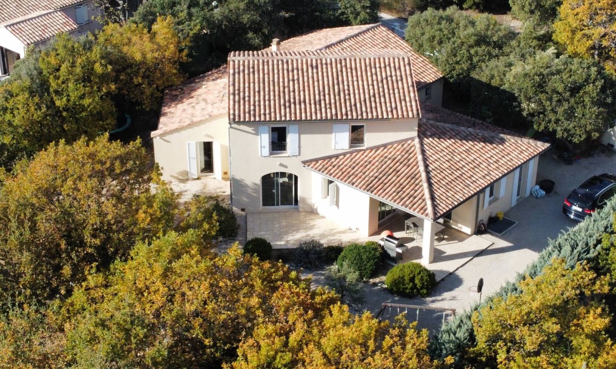 Mollans-sur-Ouveze House | Large villa at the foot of Mont Ventoux. Ideal for families. Heated swimming pool