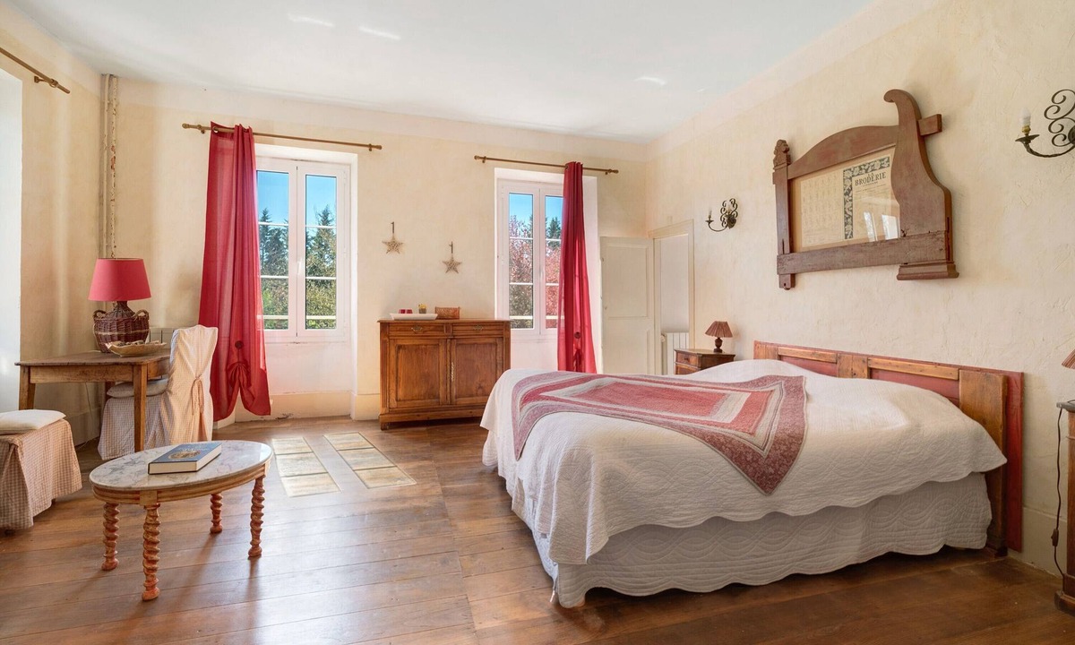 Rieucros Bed & Breakfast | Le Bosquet Guest Room with Shared Terrace & Garden, Wi-Fi