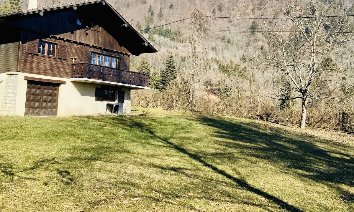 Saint-Pierre-d'Albigny Ski Chalet | Le chalet de la Plantaz dans le Massif des Bauges