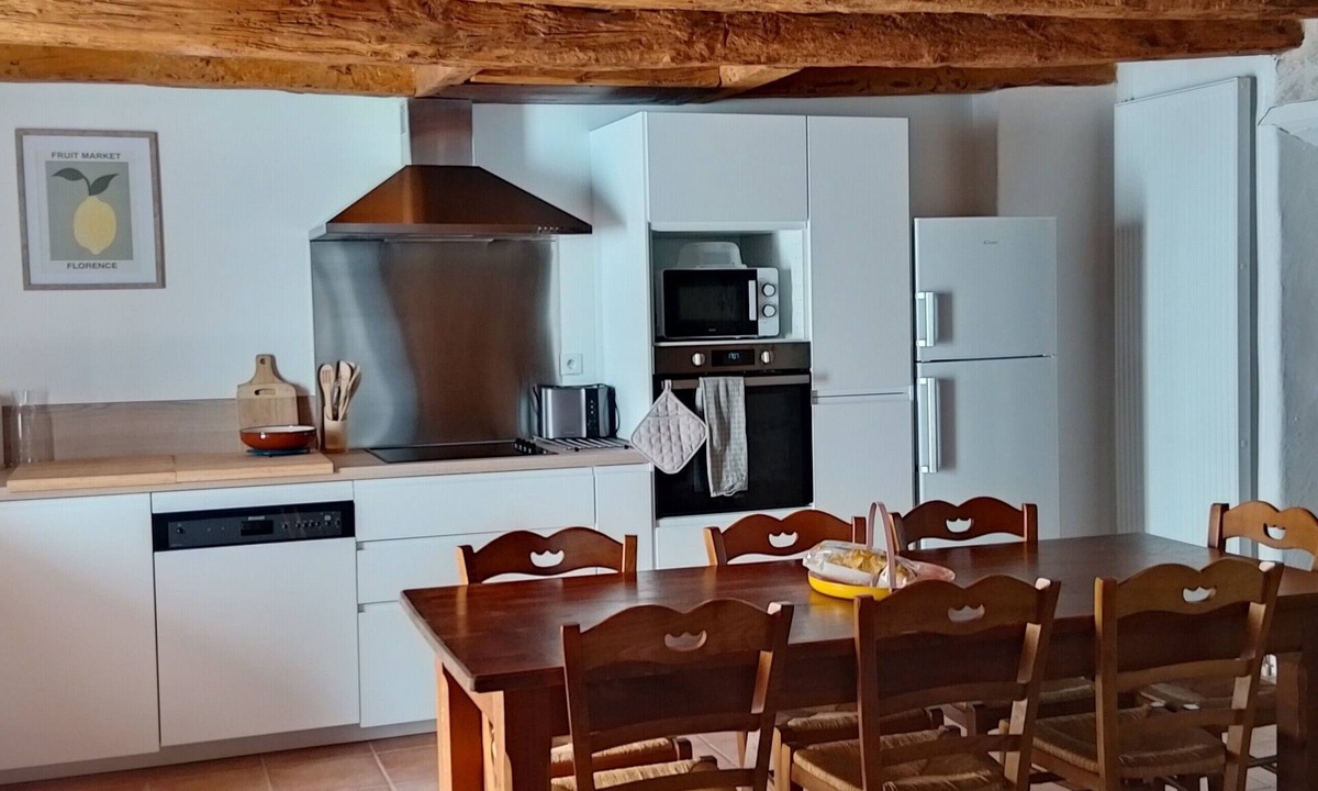 Paulhe House | Le gite de L' Alauzet – Charming Stone House with Panoramic Tarn Views