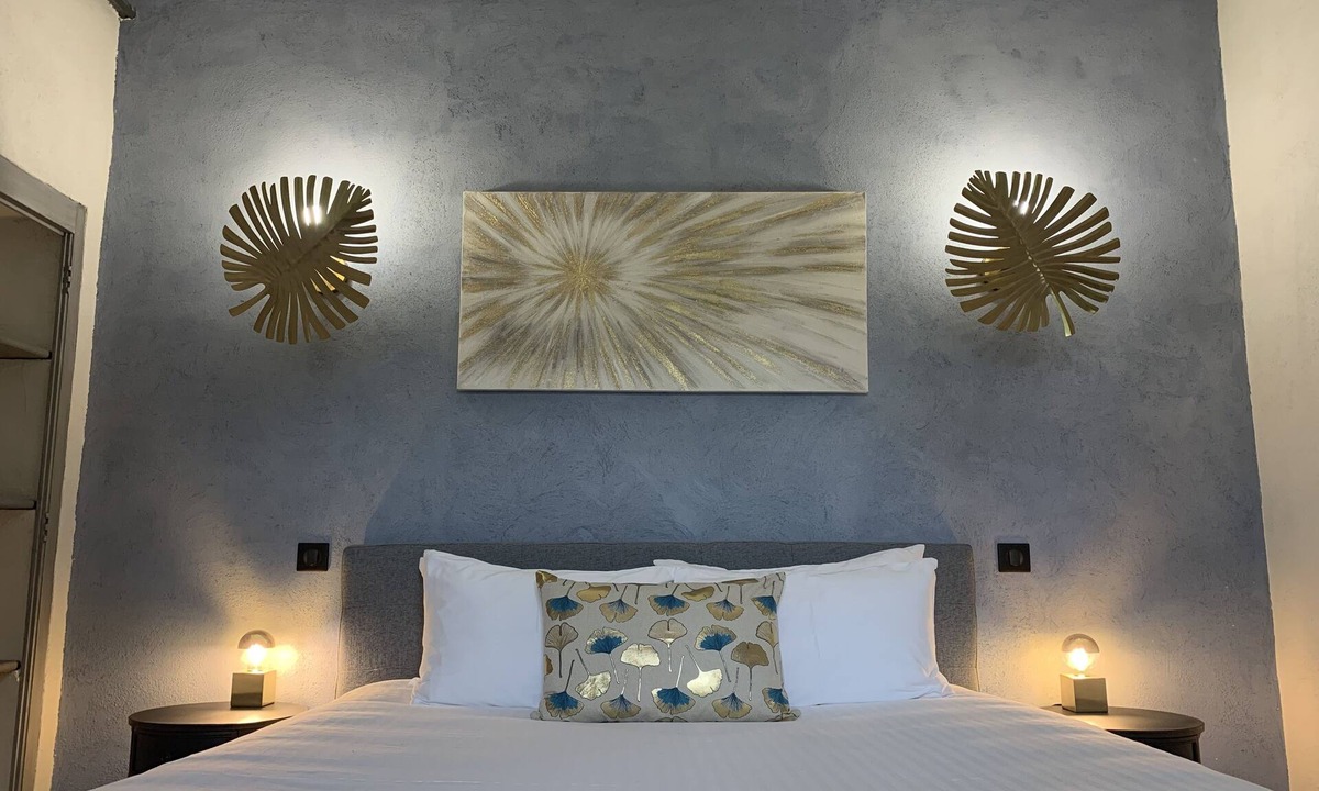 Lioux Bed & Breakfast | Le Mas aux cedres
