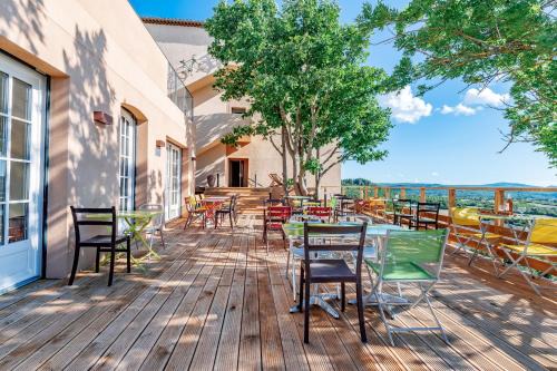 Sault Hotel | Le Nesk Ventoux - Hotel