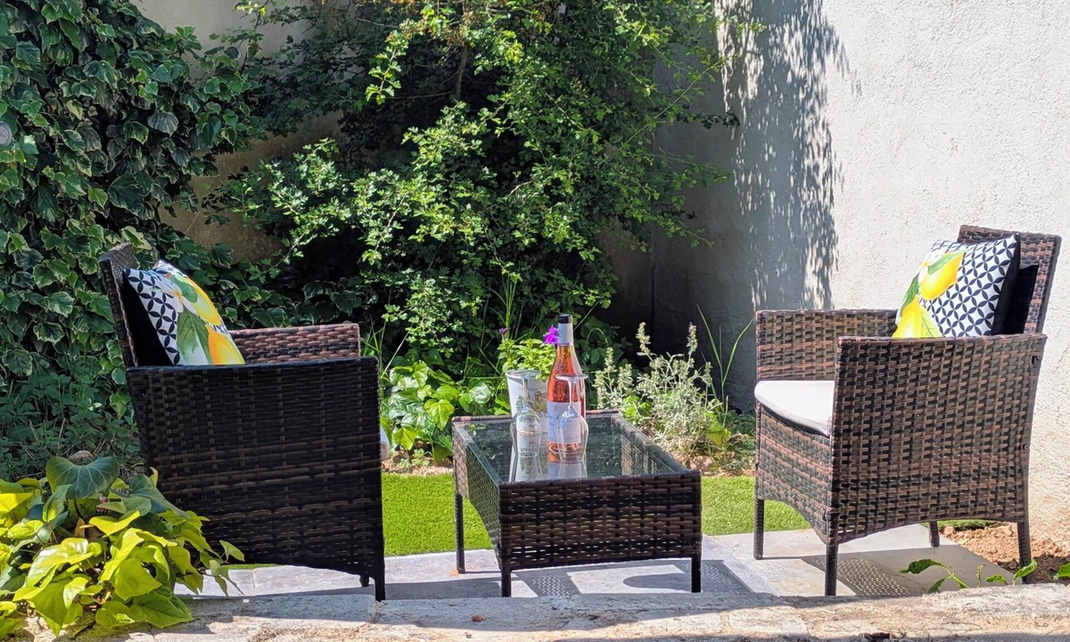 Bedoin Apartment | Le P'tit Ventoux - Garden, Terrace, Private parking lot