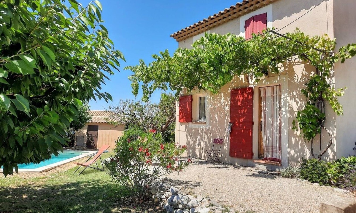 Saint-Saturnin-les-Apt House | Le Petit Mas, in the heart of the Luberon with private pool, sleeps 2.